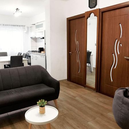 Bta Apartment Manastur Клуж-Напока Екстериор снимка