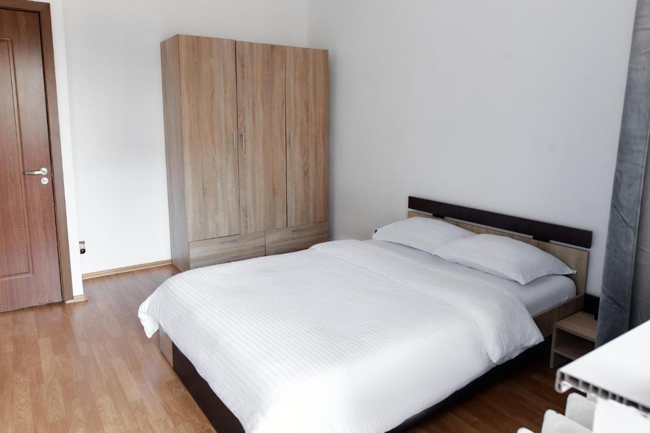 Bta Apartment Manastur Клуж-Напока Екстериор снимка