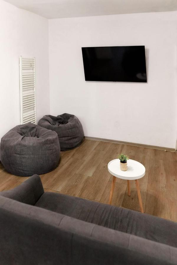 Bta Apartment Manastur Клуж-Напока Екстериор снимка